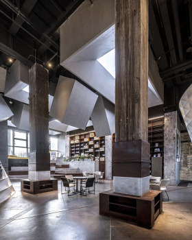 高炉中的书店丨中国北京丨hyperSity architects殊至建筑