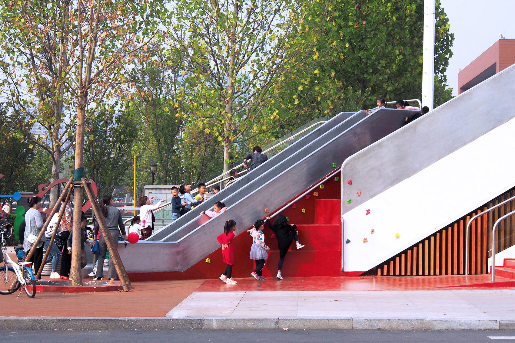 澳门路廊桥,青岛 / LDG兰斯凯普-57