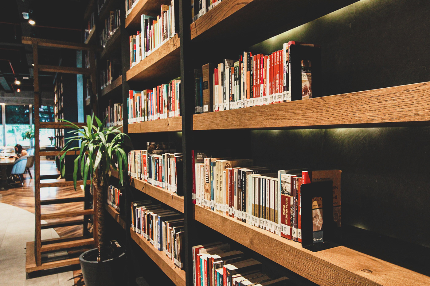 伊斯坦布尔 Nevmekan Sahil 图书馆丨土耳其伊斯坦布尔-6