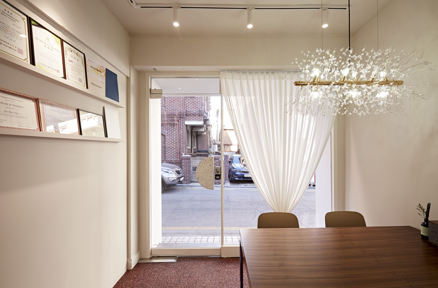 10 坪美丽小店，打造温馨咖啡馆氛围-7