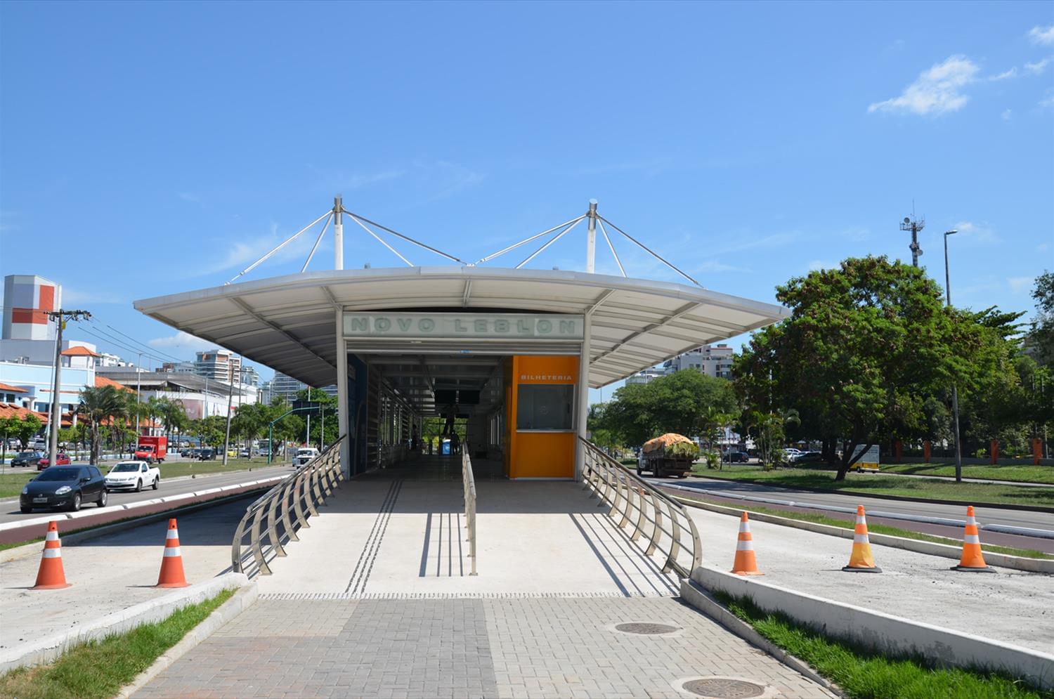 巴西里约热内卢 BRT Transoeste 公交车站-6