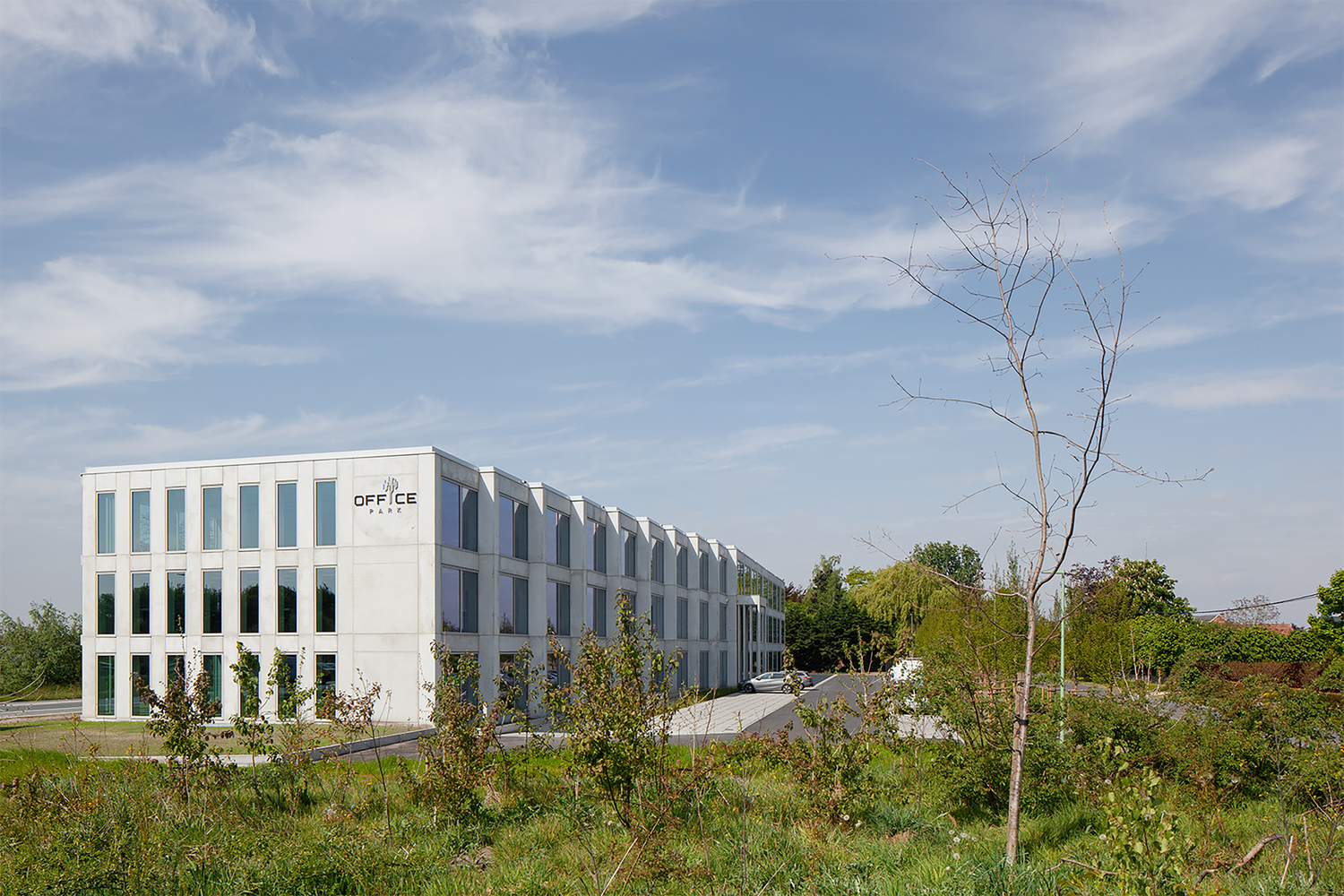 Office Park Lokeren | 现代风格的办公空间设计-0
