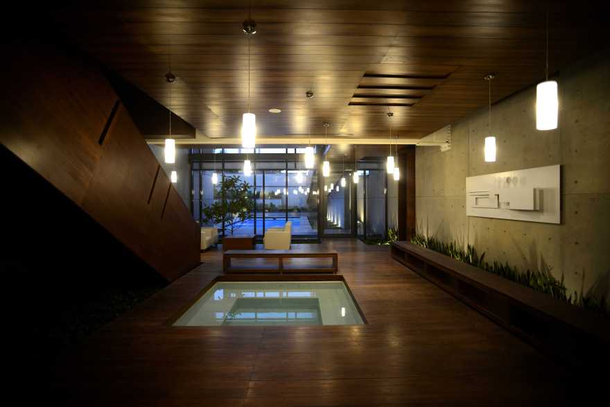 伊朗 1090 别墅 | 现代家庭生活与自然的和谐交融-17