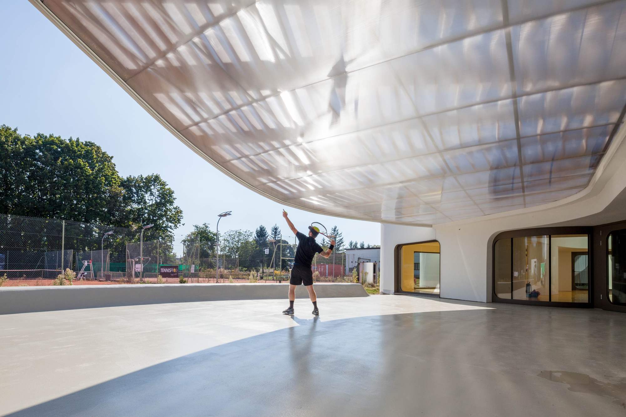 Tennis Club in Strasbourg  / Paul Le Quernec-16