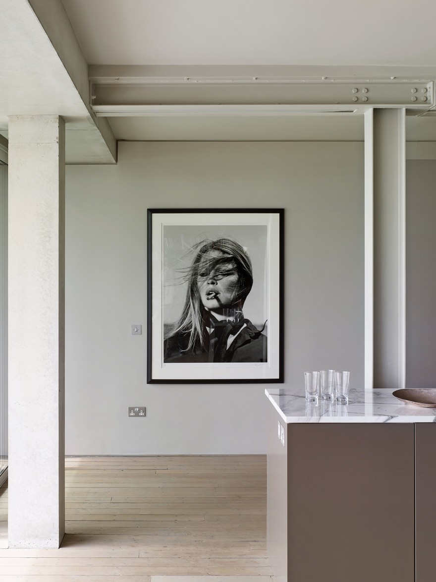 Radical alteration and refurbishment of an e·isting terraced house(现有梯田房屋的径向改造和翻新)-17