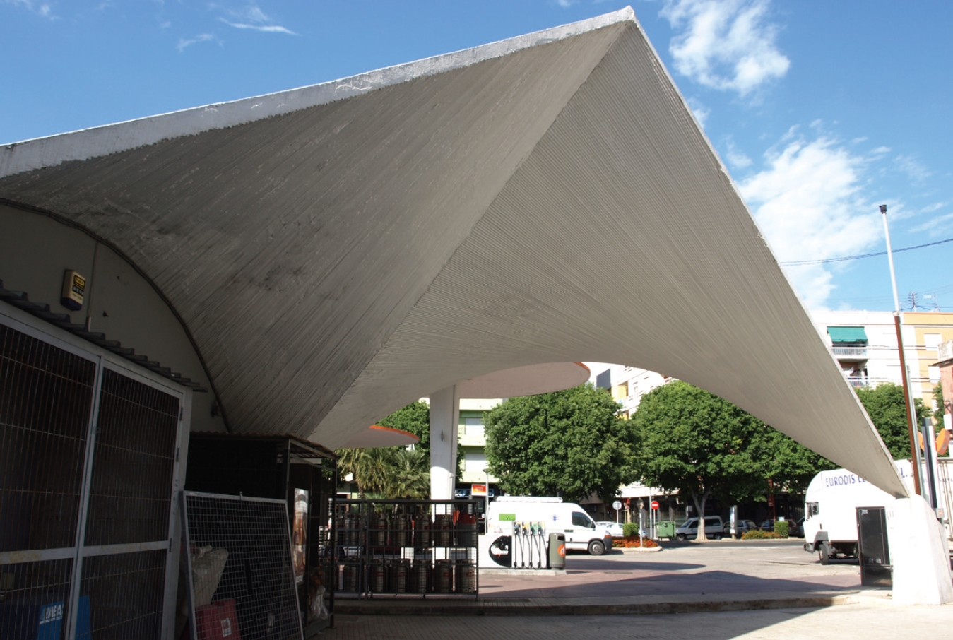 加油站 El Rebollet-47