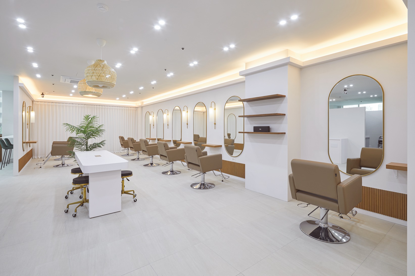 "首尔 39 平米美容室内设计 | 现代简约风，功能齐全"-5