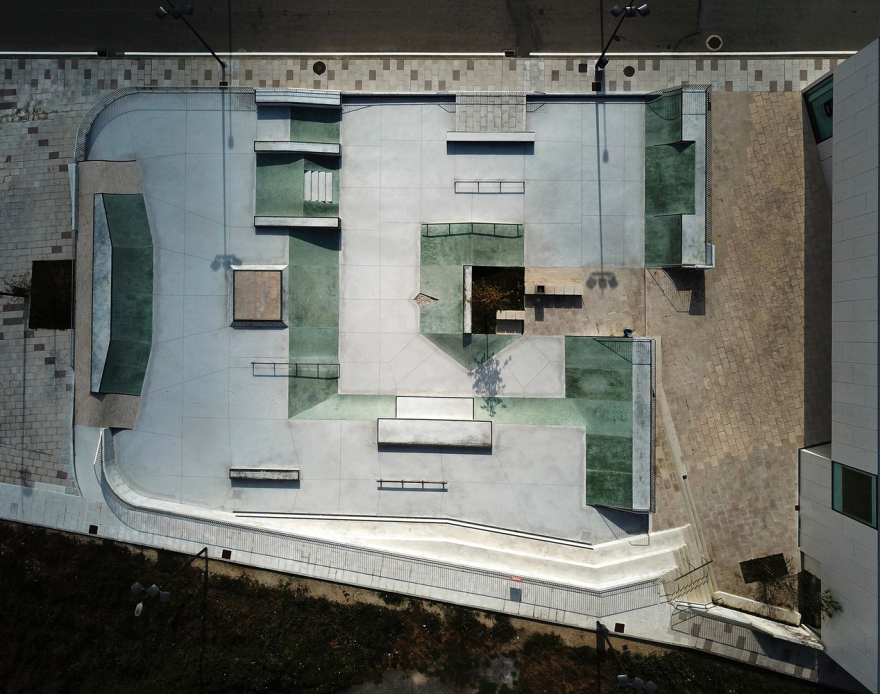Carballo 滑板公园 · 融入城市的街头运动空间-10