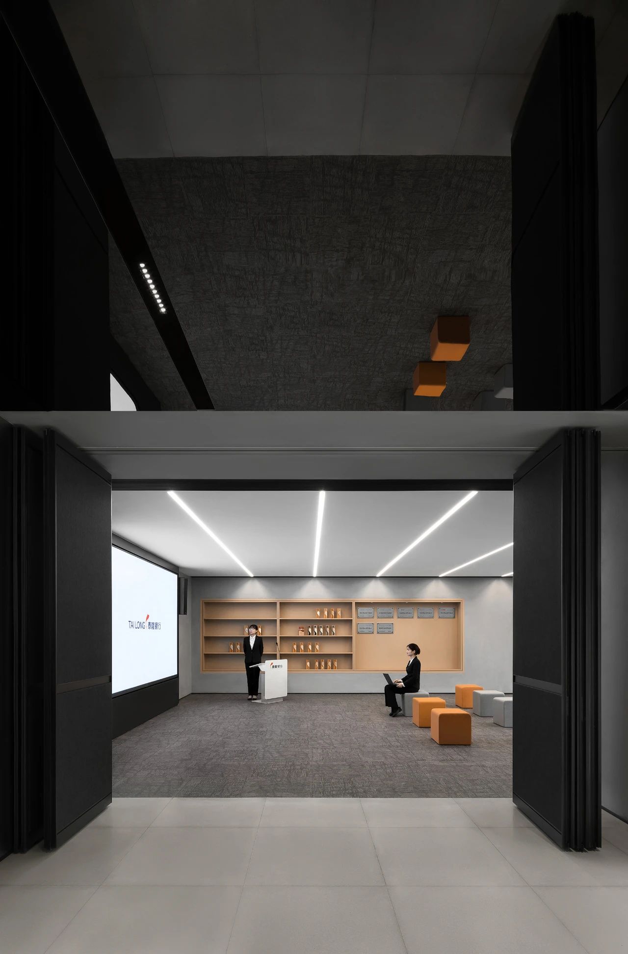 不像银行的银行丨中国杭州丨杭州大麦设计-62