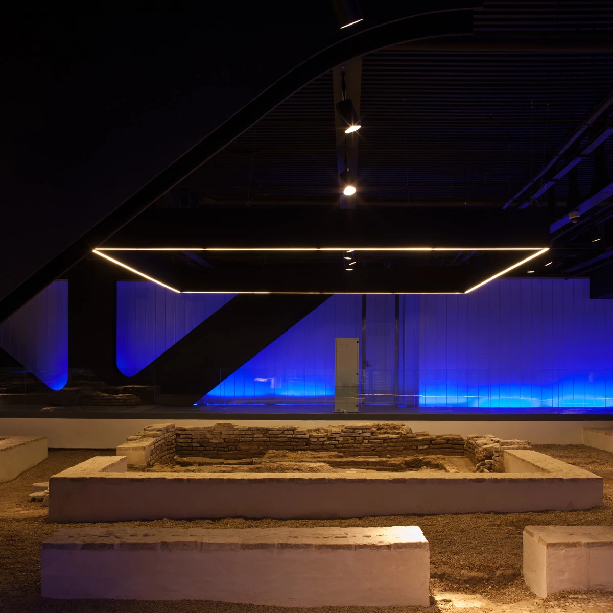 西班牙塞维利亚地下考古博物馆·“无界空间”的创意设计-9