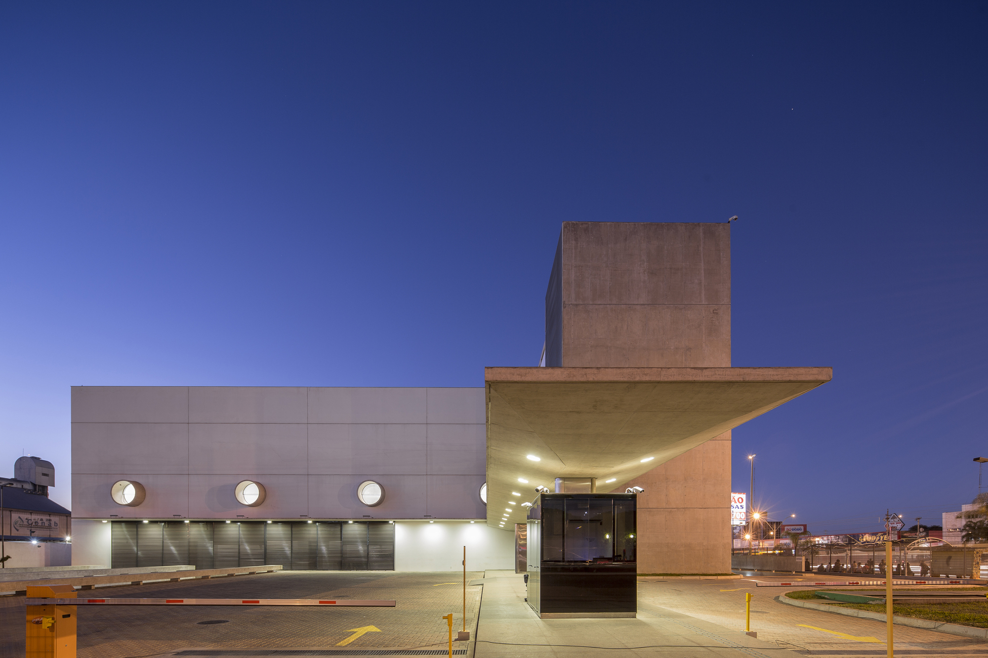 巴西议会供应与管理设施大楼-18