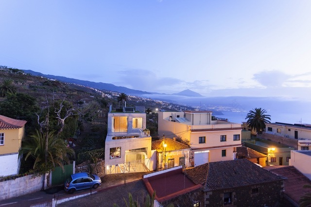 西班牙绍萨尔"G House"——混凝土与庭院的巧妙结合-9