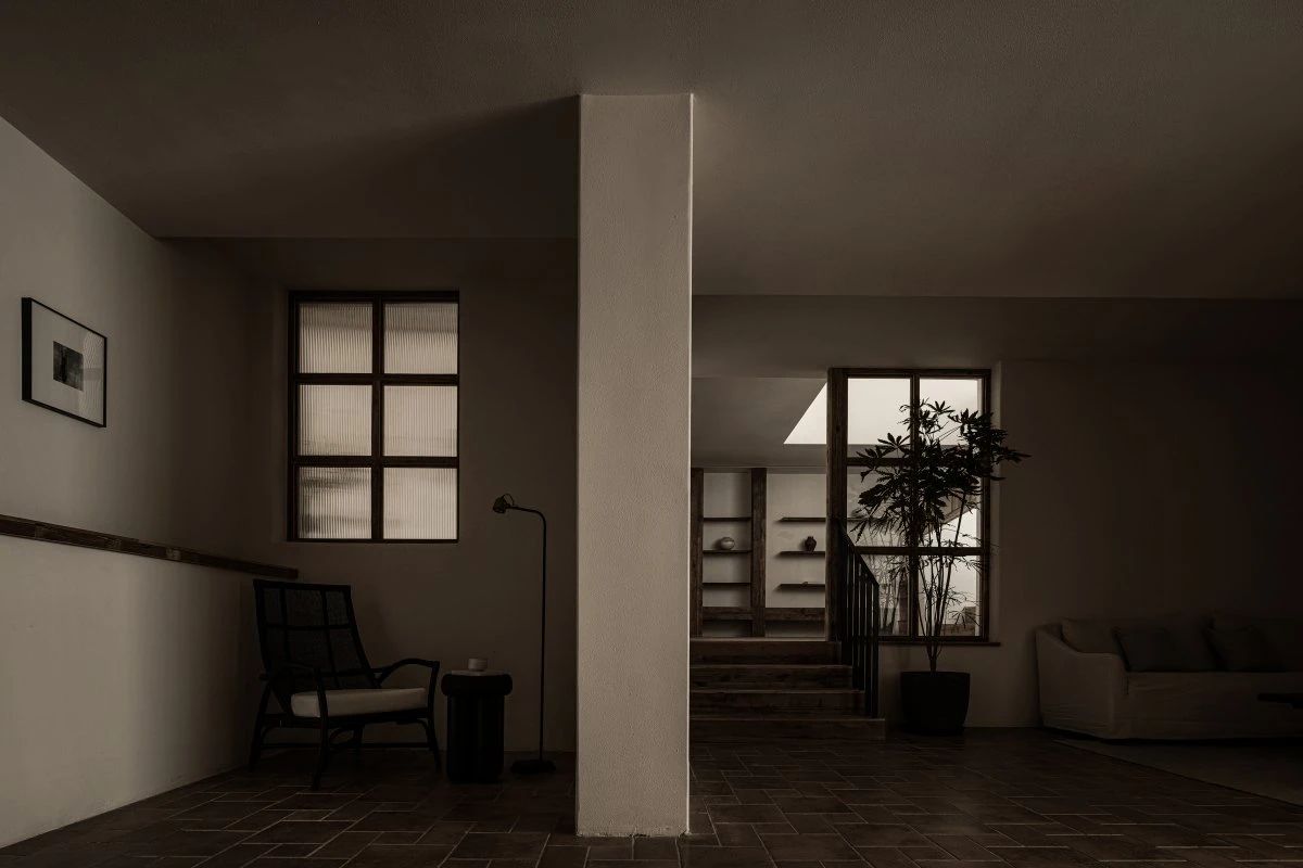 “静止”与“缓慢”的空间设计-20