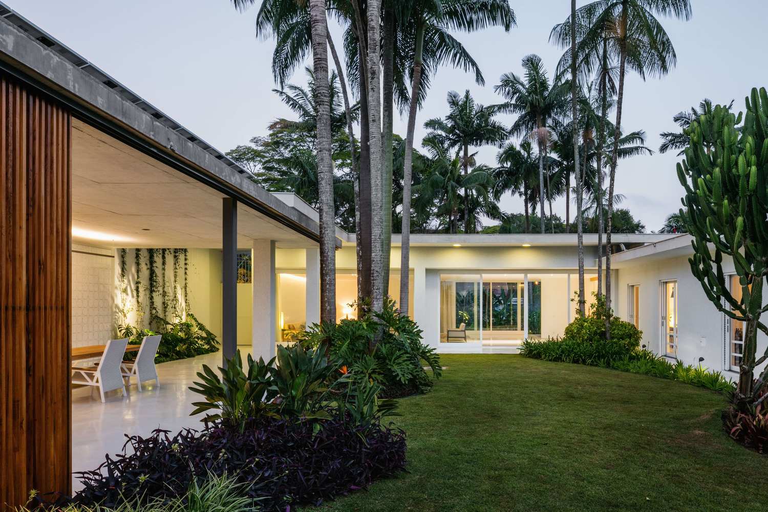 巴西 Campo Belo Residence 现代主义风格翻新-47