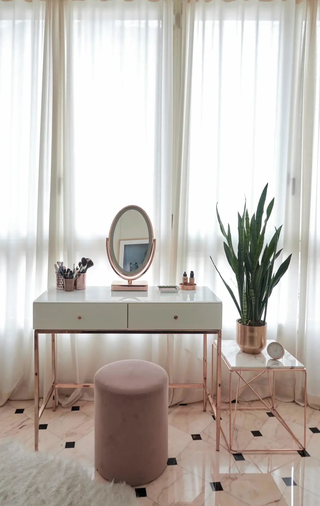 都市现代公寓邂逅热带艺术气息-13