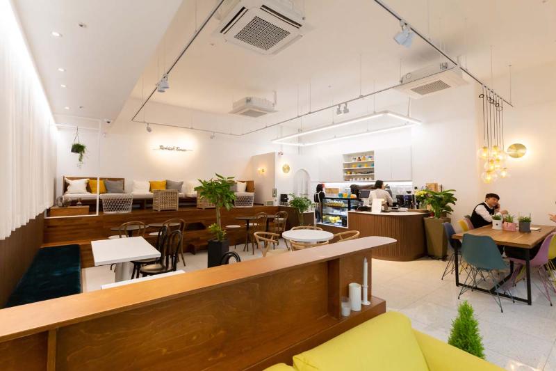 22 平米温馨小咖啡馆，打造温暖空间-9