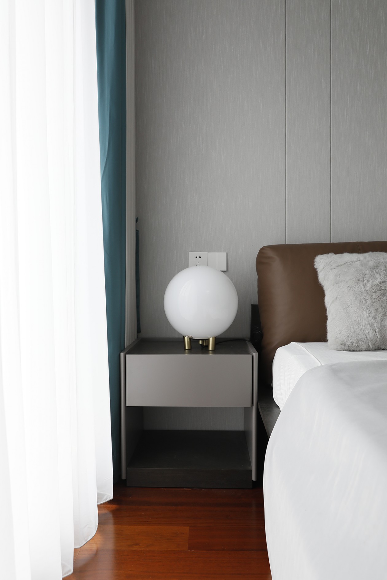 奥体精装修,颠覆空间感觉收纳隐形门呈现精致简约风-21