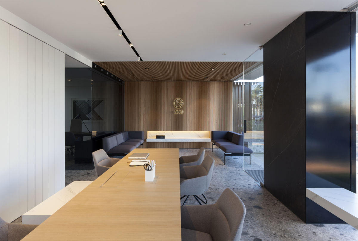 西班牙"One"办公室 | 海景办公空间,材料与设计的完美融合-18