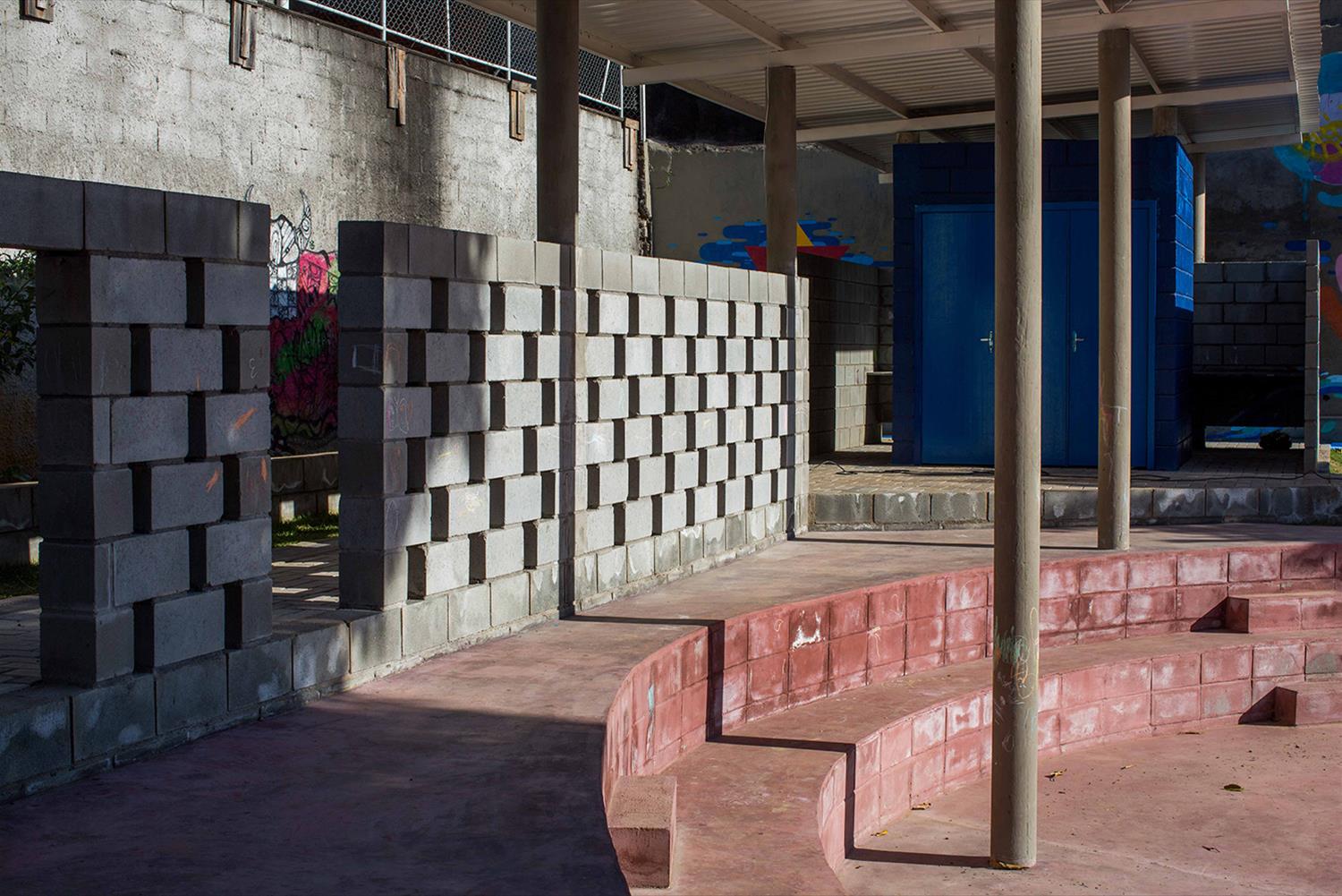 Sinhazinha Meirelles 趣味空间设计-14