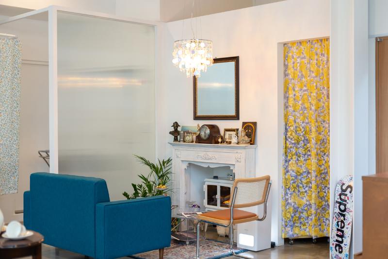 极简黑白风，打造精致理发店空间-12