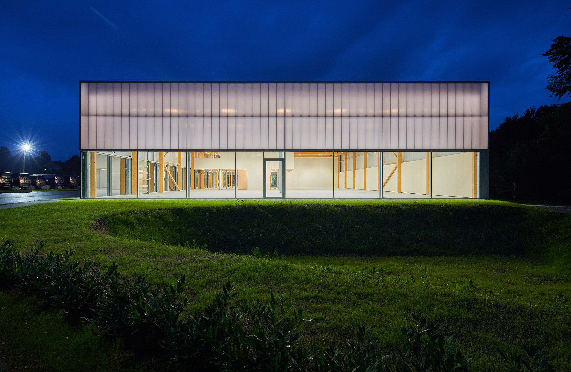 福特汽车展示厅-7