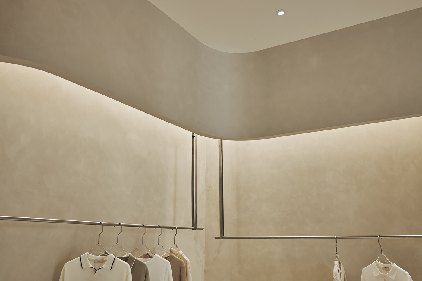 KAS 服装店丨越南胡志明市丨EMEM DESIGN-2