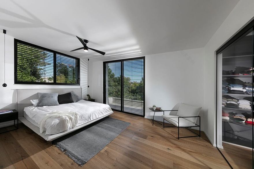 Brutalist Yet Warm 现代住宅丨以色列丨Apple Architects-9