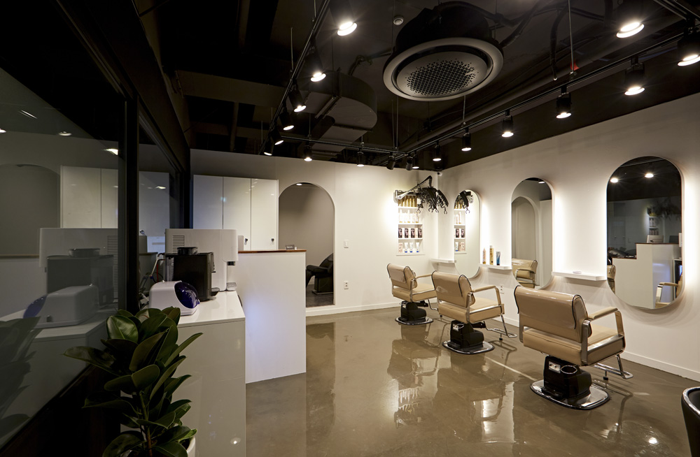 十坪美容室的黑与白魅力-3