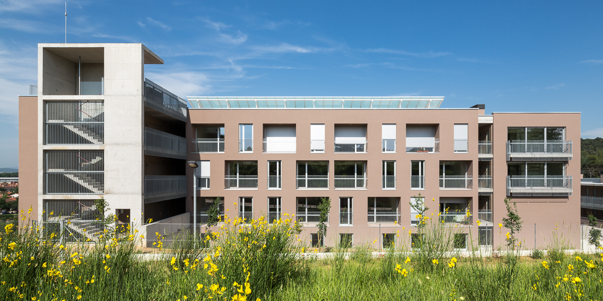 希罗纳老人住房丨Arcadi Pla Arquitectes-15