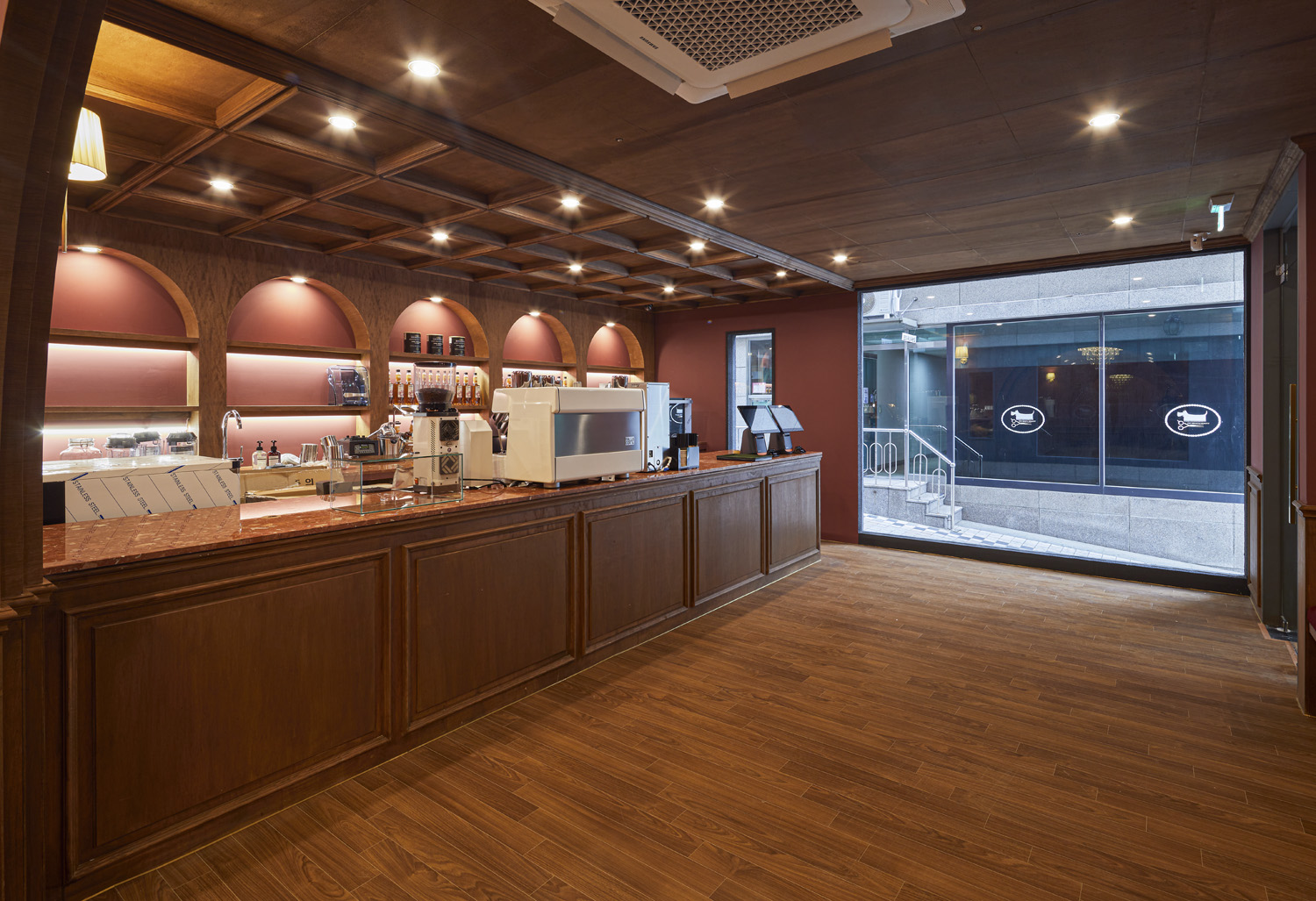 20 平首尔江南站情侣咖啡厅 | 演绎浪漫法式风情-10