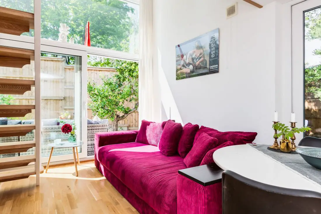 23 平米迷你瑞典小屋，温暖舒适的空间设计-11