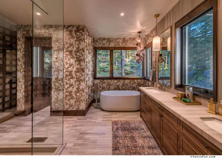 Mountain contemporary retreat in a stunning setting of the Sierra Nevadas-10