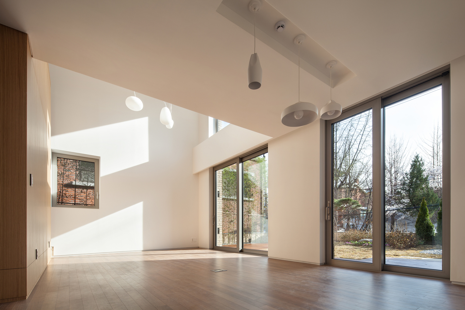 首尔斜坡上的绿意家园-58