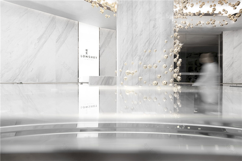 流动的气泡——广东珑玺珠宝-7