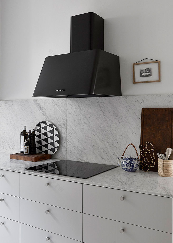 斯德哥尔摩旧楼中的温馨极简小公寓-9