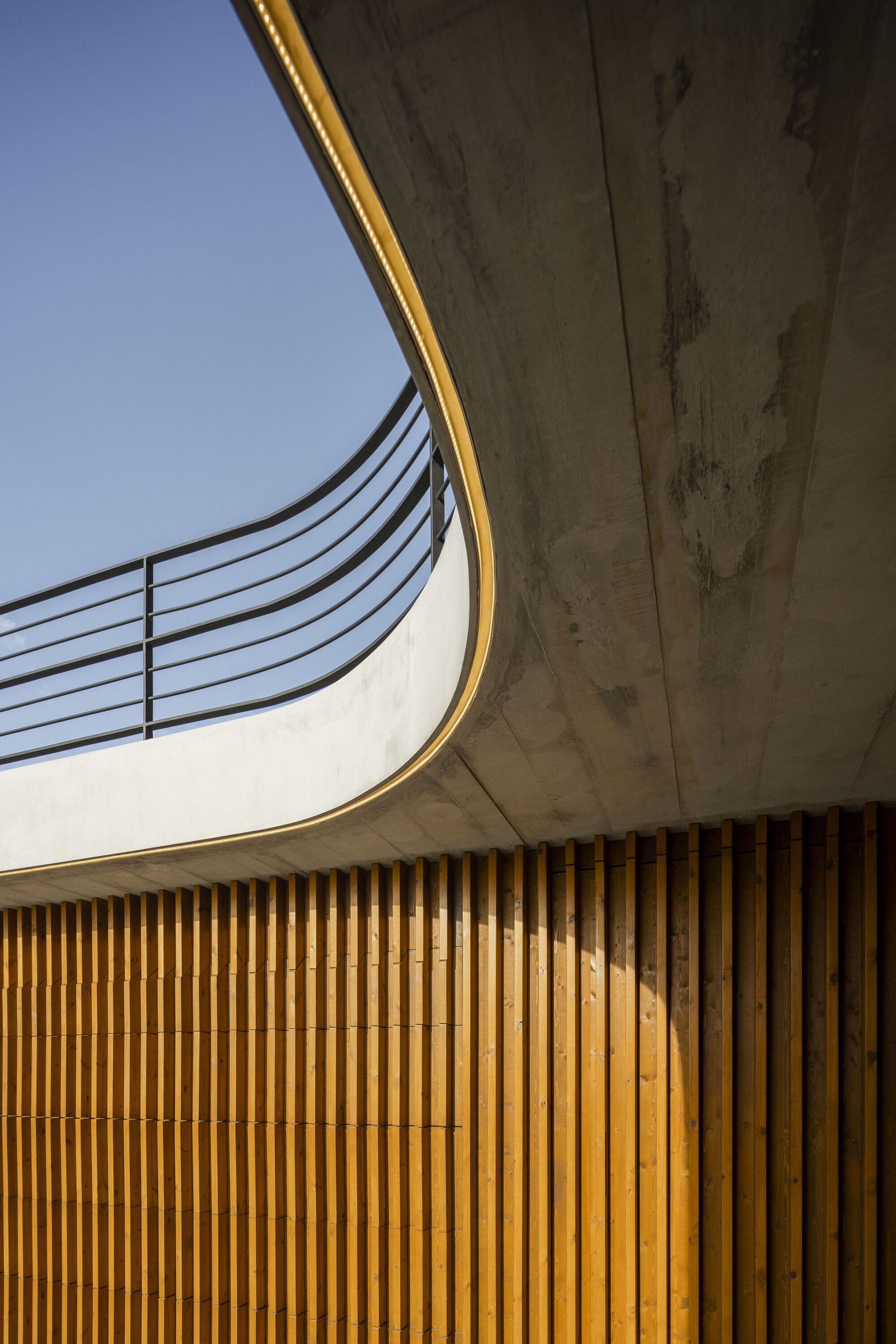 15 号房子丨葡萄牙丨AMarqstudio-21