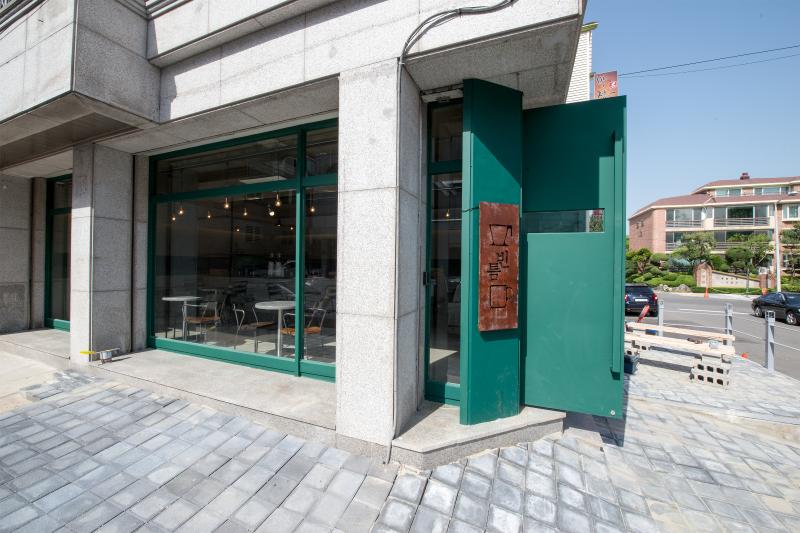 简约清新 18 坪咖啡厅-12