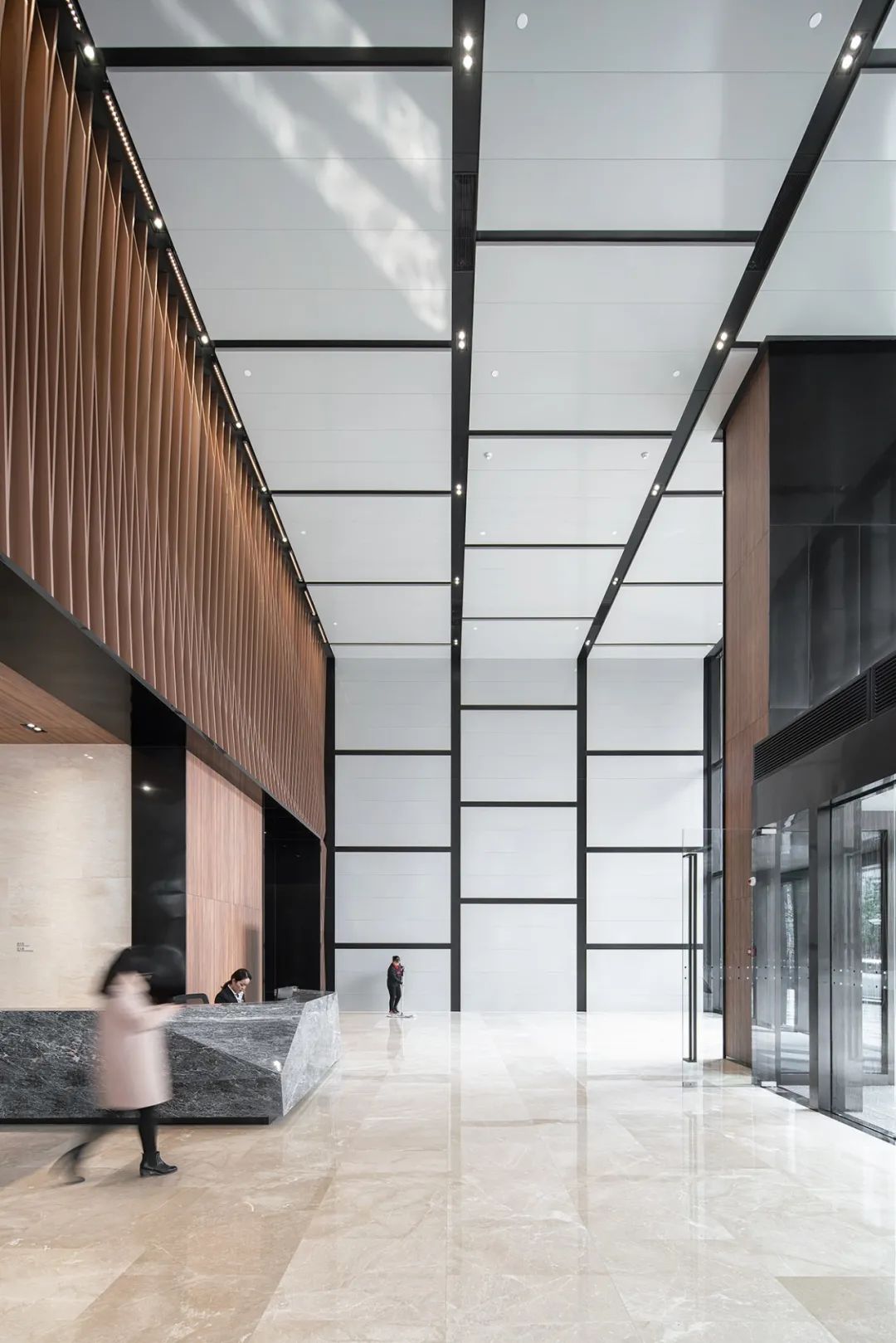 螺旋阳台办公空间，连接室内外的创意设计-17