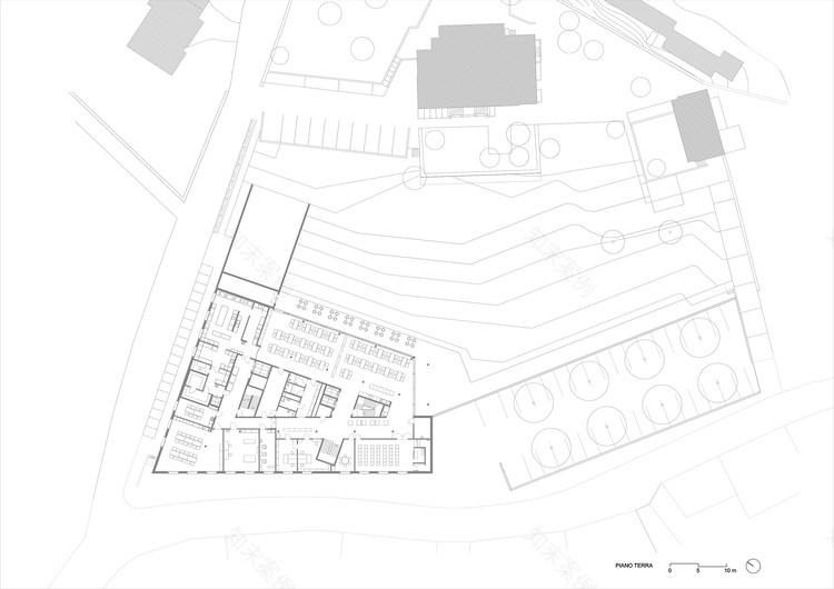 瑞士贝尔林佐纳养老院设计-9