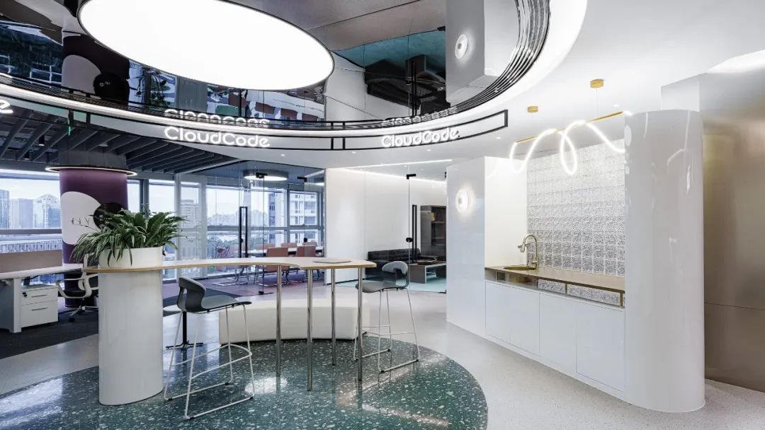 云码智能:流线型几何办丨中国广州丨冠臣设计-10