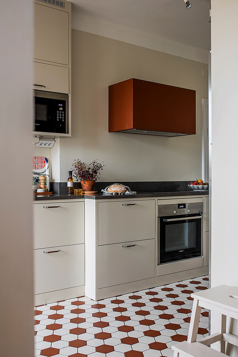 斯德哥尔摩 87 平米公寓 | olive living room and terracotta bedroom-13