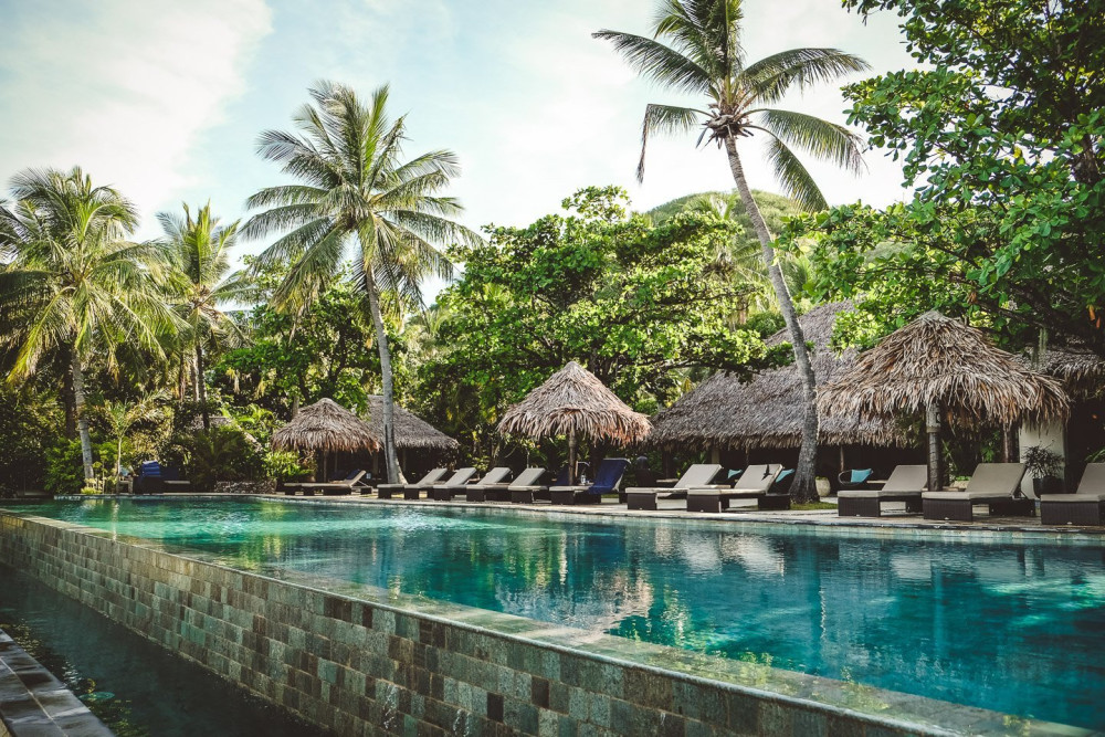 斐济五星级豪华度假酒店,现代斐济风格的海滨别墅-94