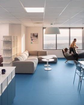 海韵悠扬·Paysafe Varna Office 海景办公空间丨保加利亚瓦尔纳丨Cache atelier