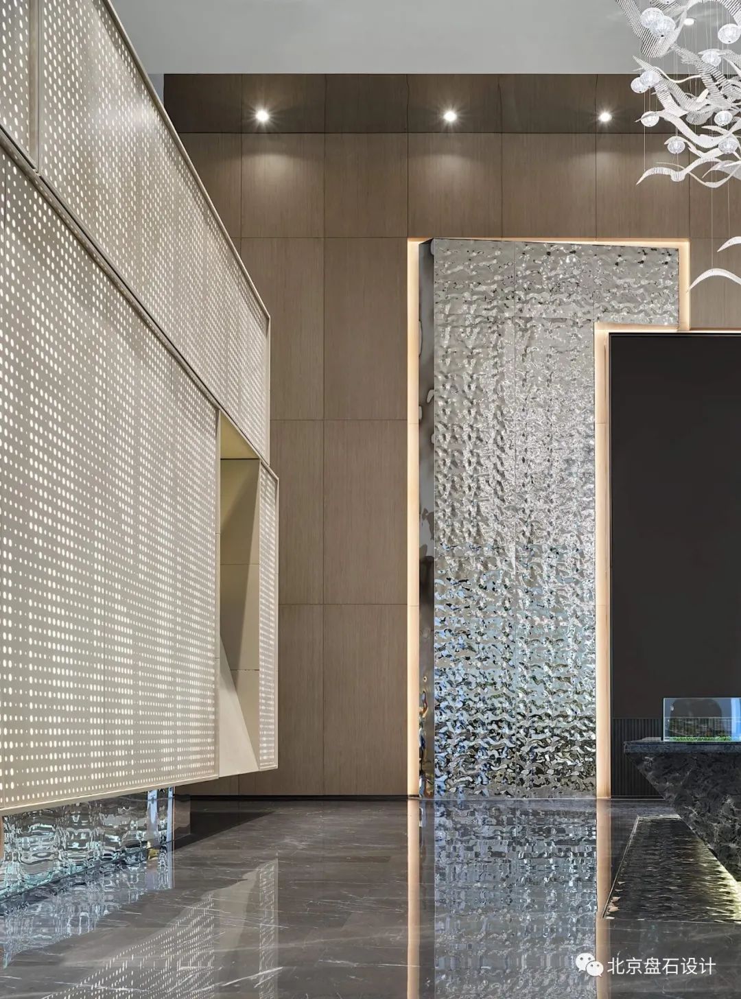 中粮沈阳隆悦祥云售楼处丨中国沈阳丨北京盘石典艺装饰设计有限公司-17