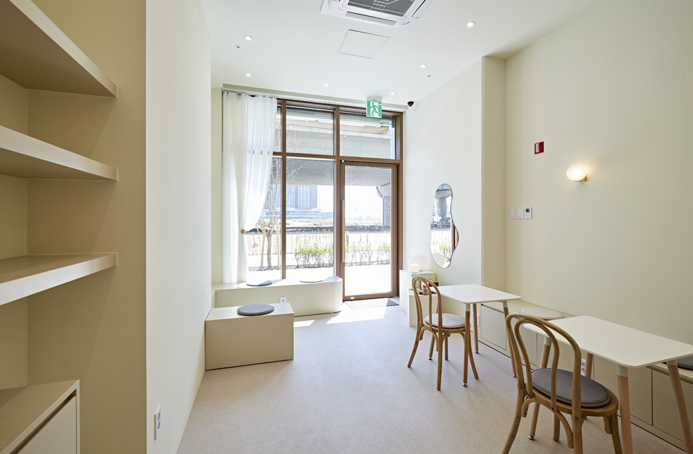 简约风格 10 平米咖啡馆设计，打造温馨小空间-5