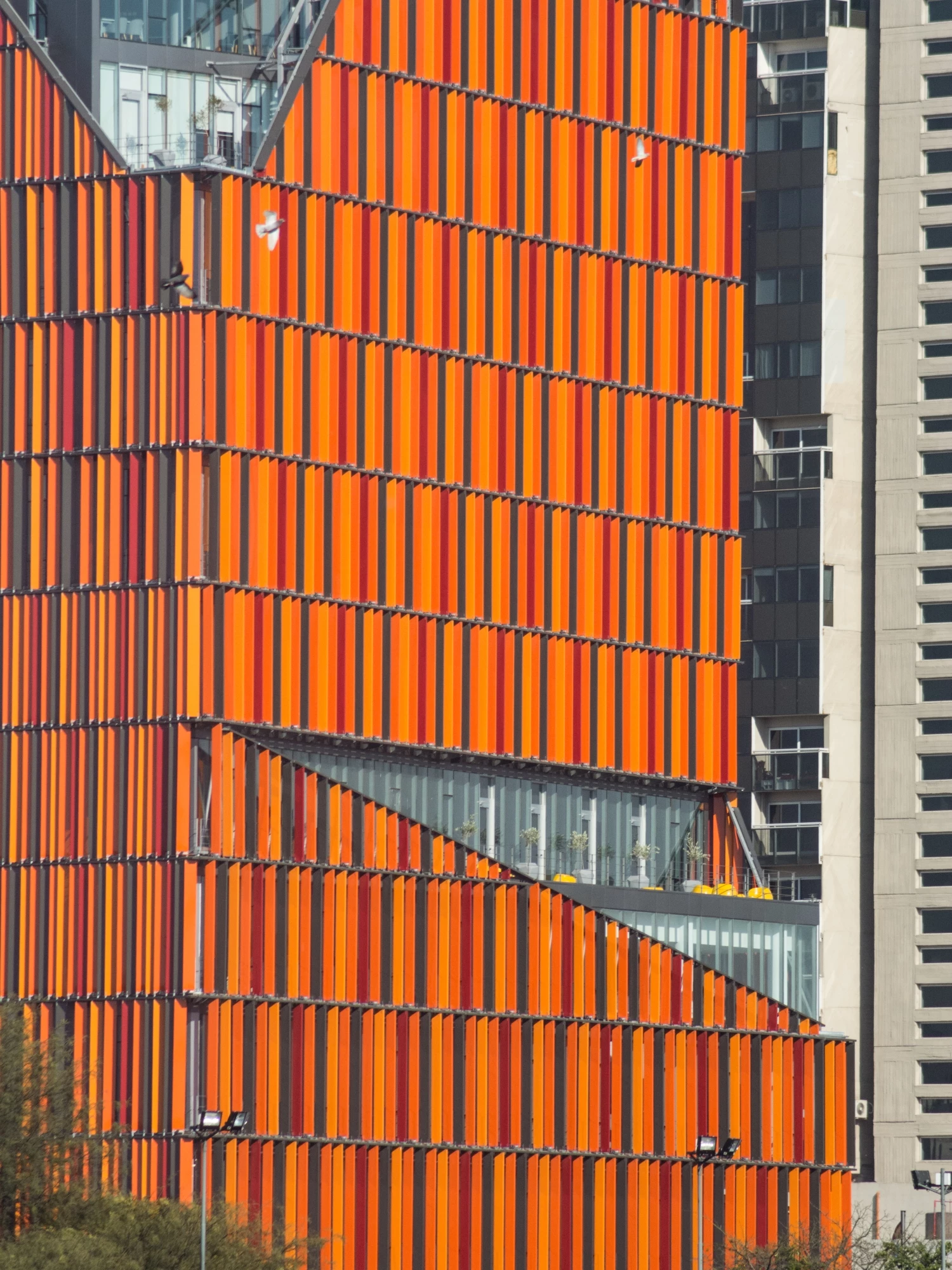 橙色大楼 · 创新,效率与愉悦的办公空间-42