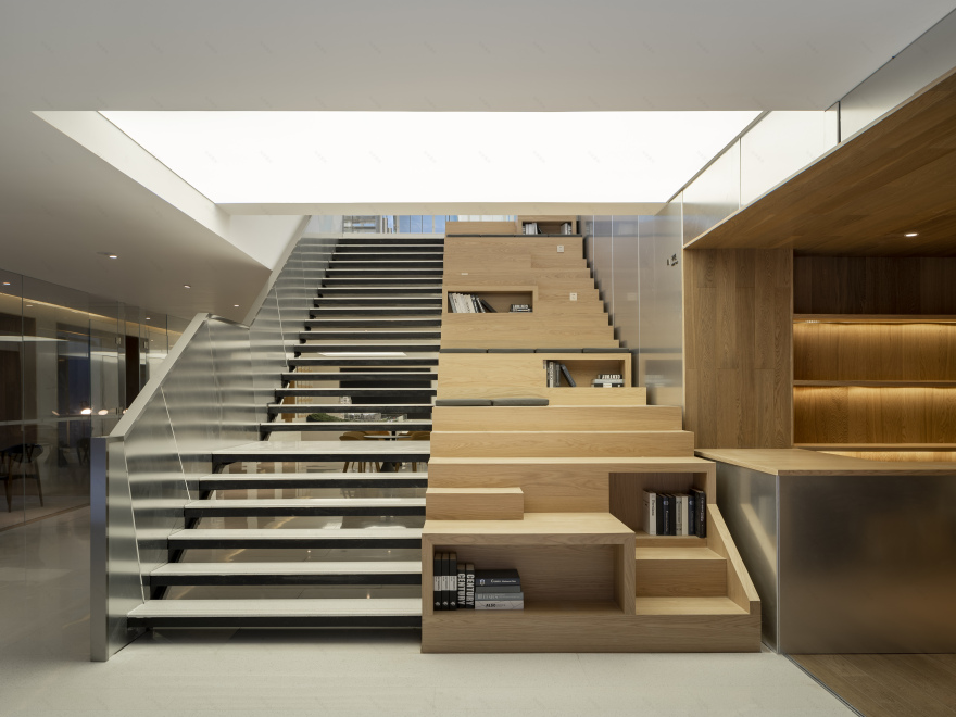 广州万科云谷未来感办公室设计-18