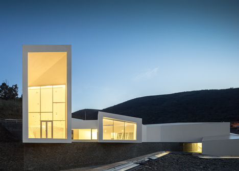 Pocinho Centre for High Performance Rowing by Álvaro Fernandes Andrade-9