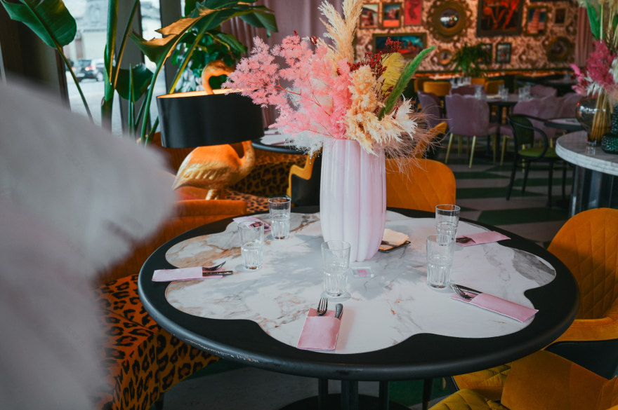 莉莉餐厅丨RomaniaIasi丨Sergiy Sarana等7人-44