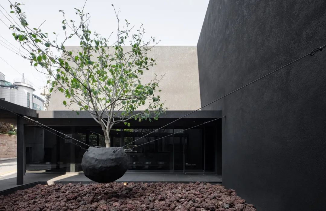 韩国 WGNB 设计公司打造“年度工作室”-67